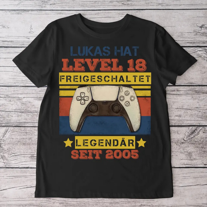 Level Up - Personalisiertes T-shirt