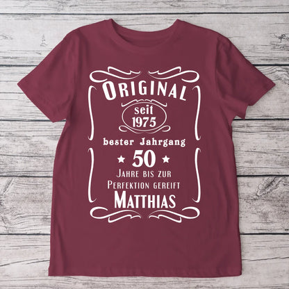 tshirt_burgundy