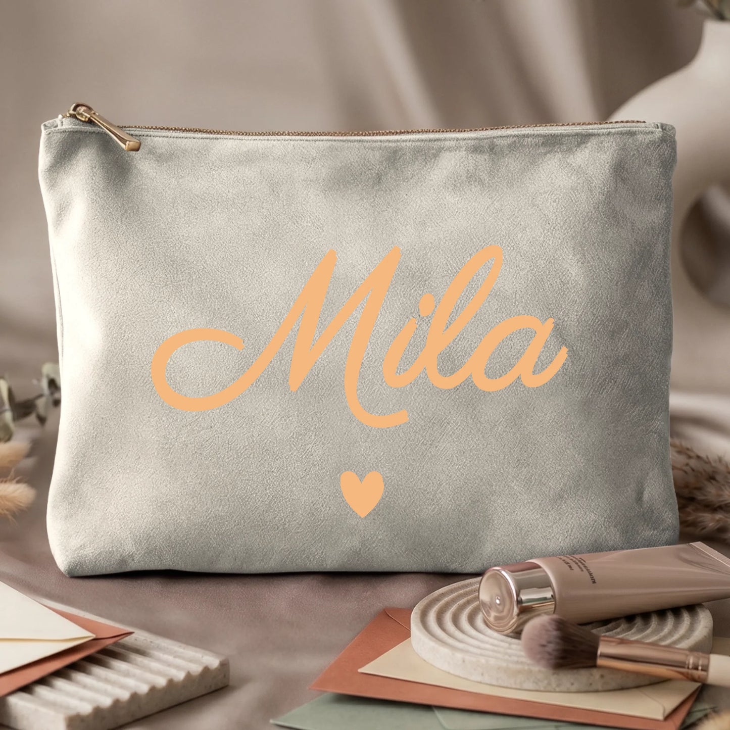 store_cosmetic_bag_creme
